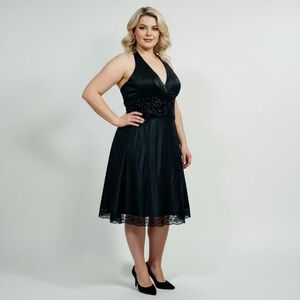 Vintage Style Black‎ Satin Halter Cocktail Dress Beaded Velvet Waist Lace Hem